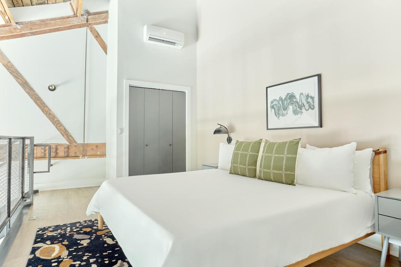 Sonder Antiques Warehouse Apartahotel San Antonio