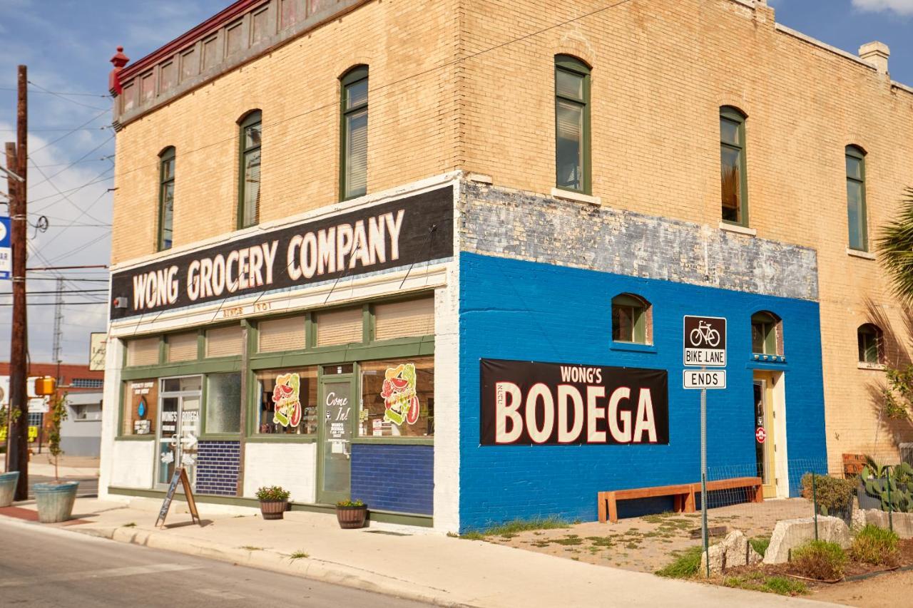 Sonder Antiques Warehouse 3* San Antonio